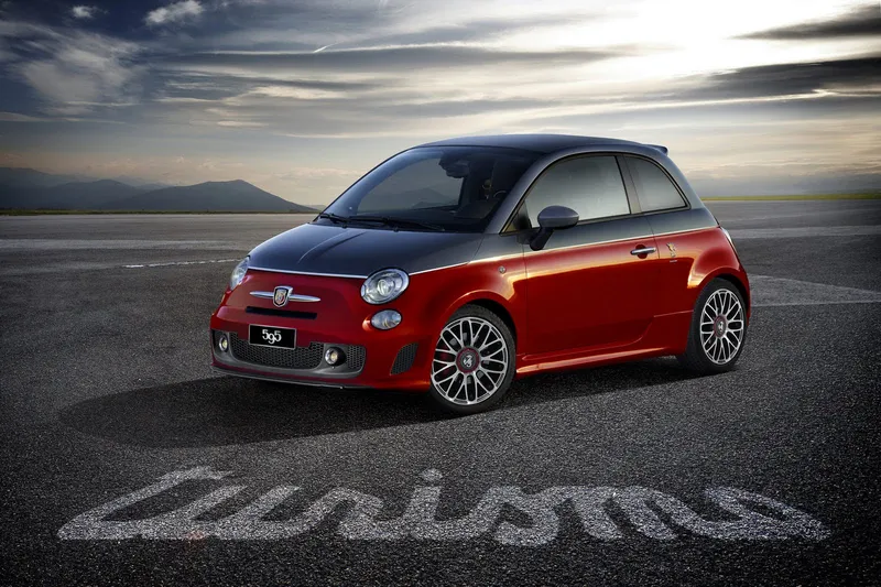 Abarth 595 photo - 3