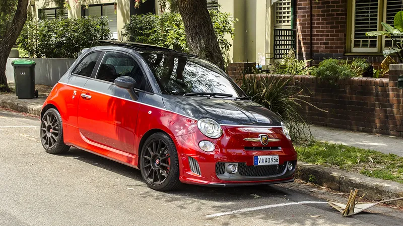 Abarth 595 photo - 9