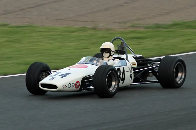Brabham bt21b photo - 10