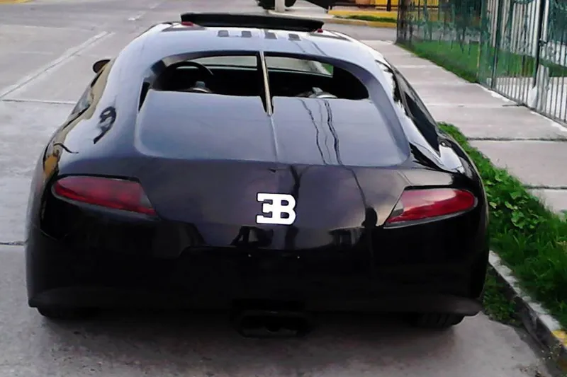 Bugatti replica photo - 1