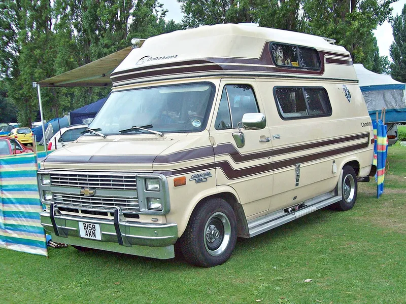 Chevrolet camper photo - 5