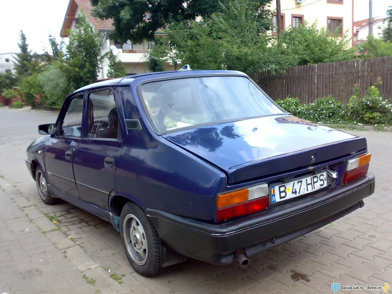 Dacia 2000 photo - 4