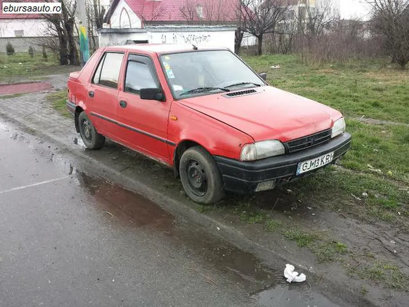 Dacia 2000 photo - 9