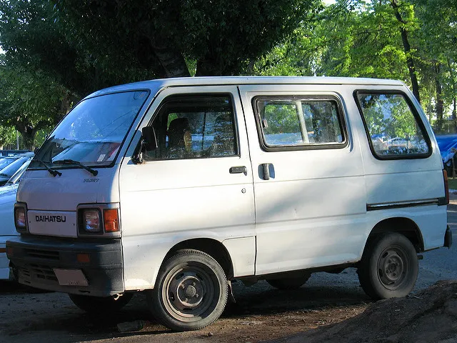 Daihatsu 1000 photo - 1
