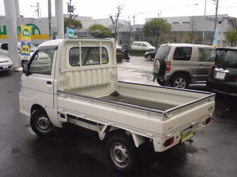 Daihatsu pickup photo - 8