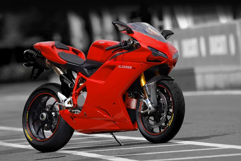 Ducati 1098 photo - 4