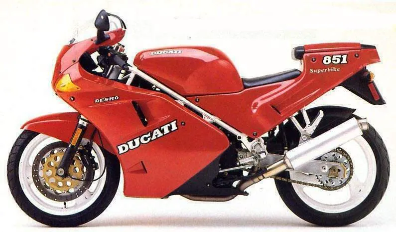 Ducati 851 photo - 9