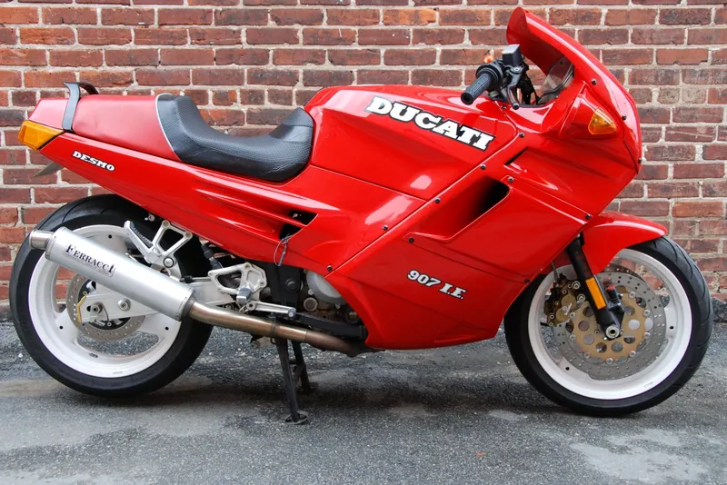 Ducati 907 photo - 4