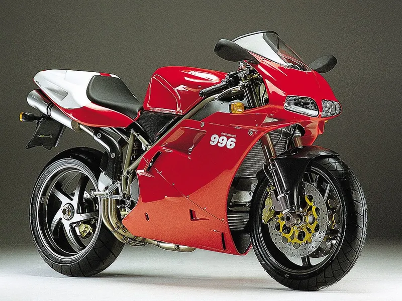 Ducati 996 photo - 6