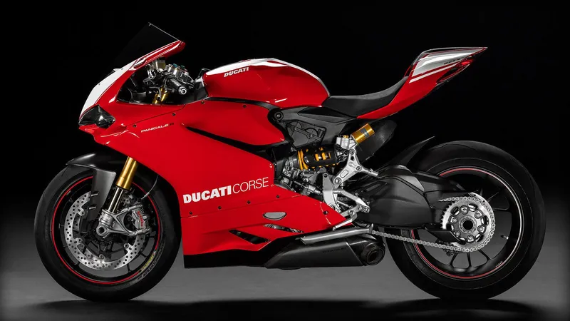 Ducati superbike photo - 1