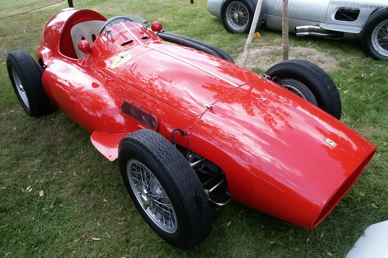 Ferrari 555 photo - 3