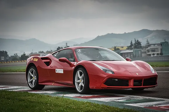 Ferrari sport photo - 8