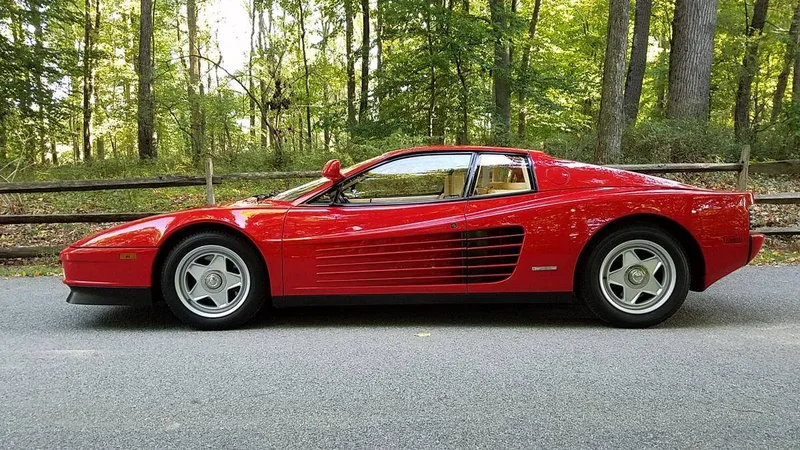 Ferrari testarossa photo - 2