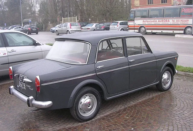 Fiat 1100d photo - 6