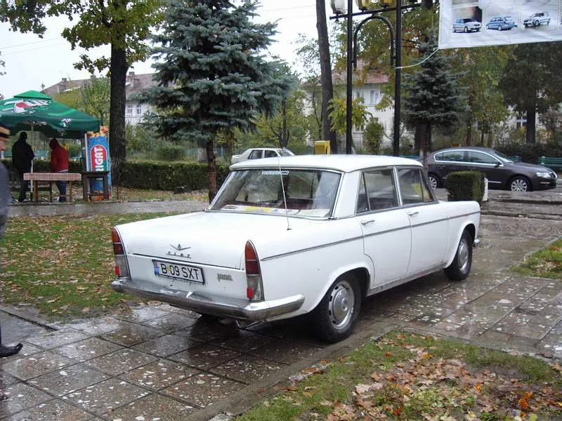 Fiat 1800 photo - 6