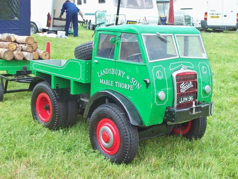Foden tractor photo - 7