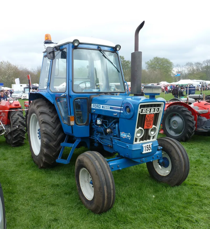 Ford 7600 photo - 3