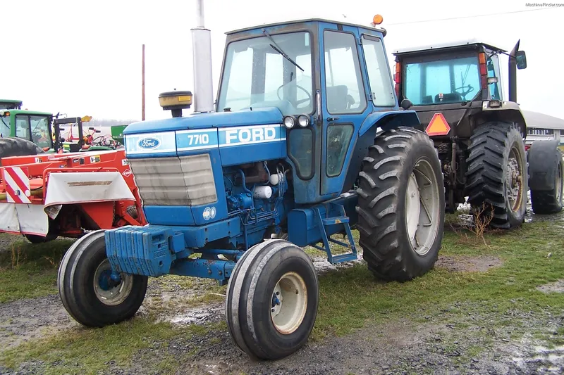 Ford 7710 photo - 6
