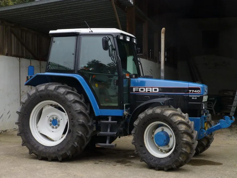 Ford 7740 photo - 6
