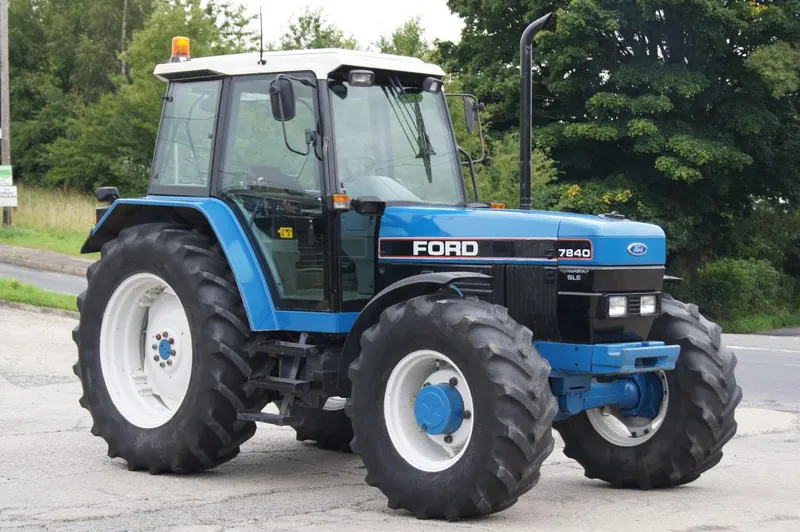 Ford 7840 photo - 4