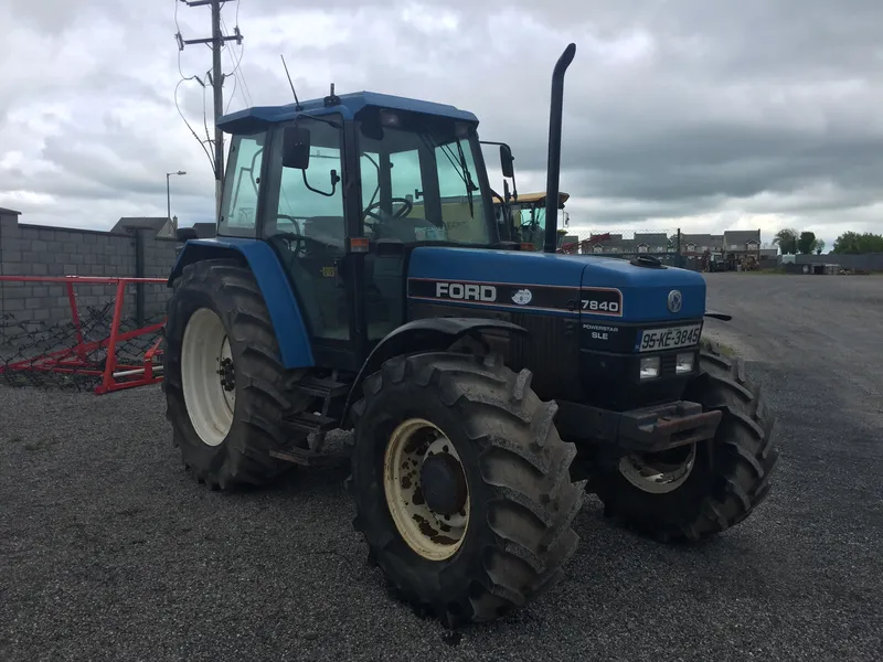 Ford 7840 photo - 5