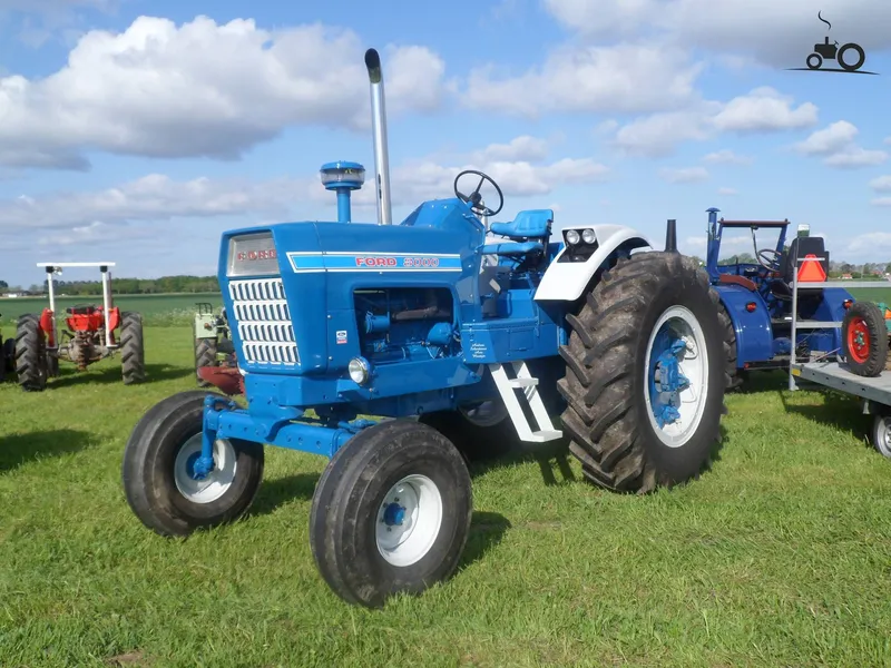 Ford 8000 photo - 4