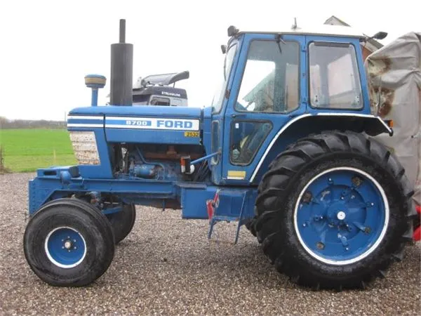 Ford 8700 photo - 8
