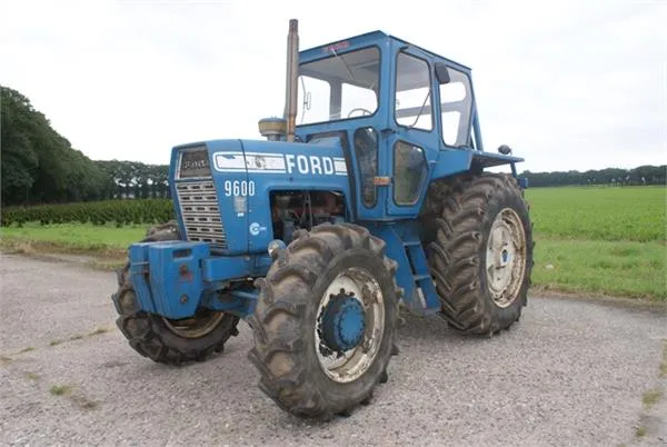 Ford 9600 photo - 10