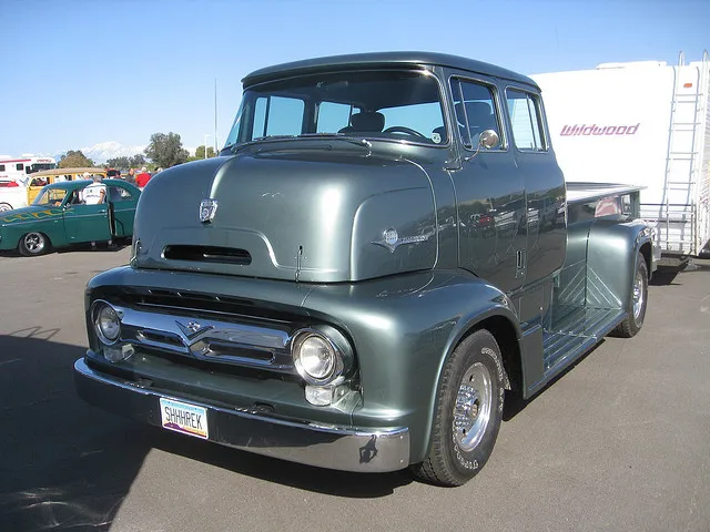 Ford c-600 photo - 10