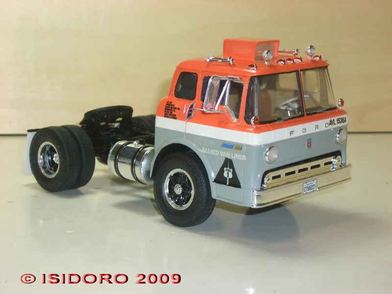 Ford c-900 photo - 5