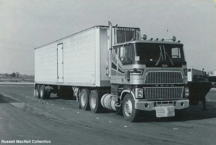 Ford cl9000 photo - 10