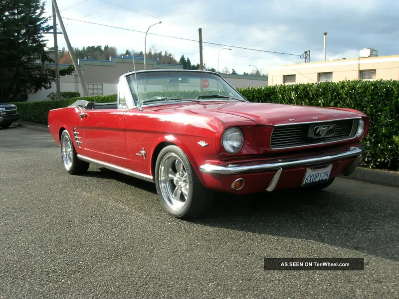 Ford convertible photo - 9