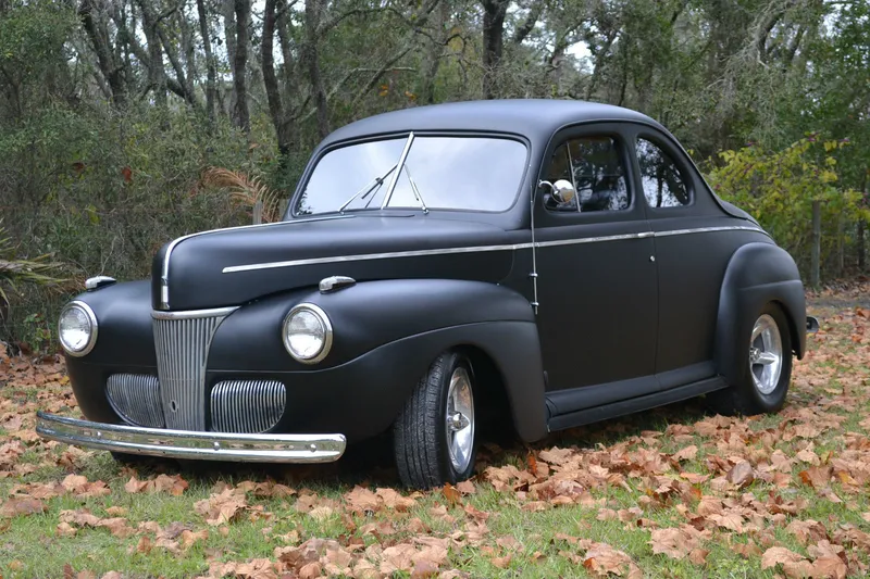 Ford coupe photo - 3
