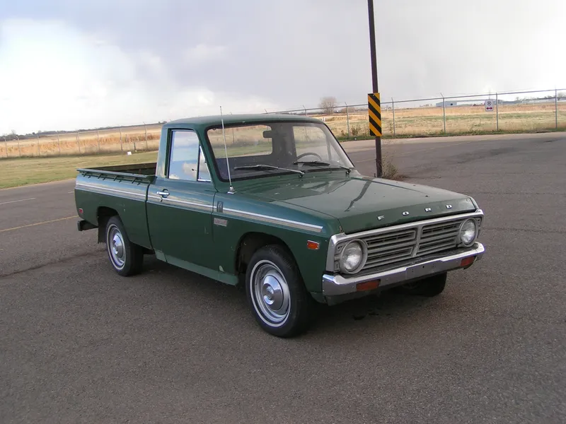 Ford courier photo - 6