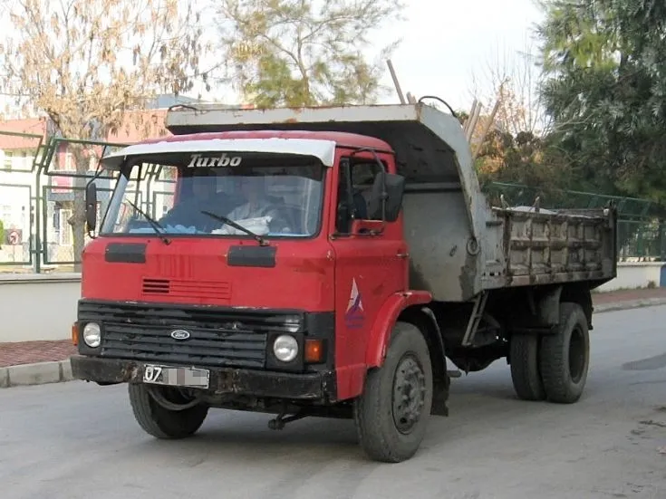 Ford d-1210 photo - 4