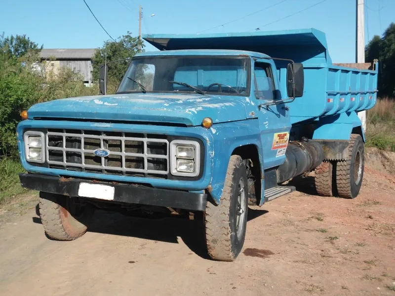 Ford f-13000 photo - 1