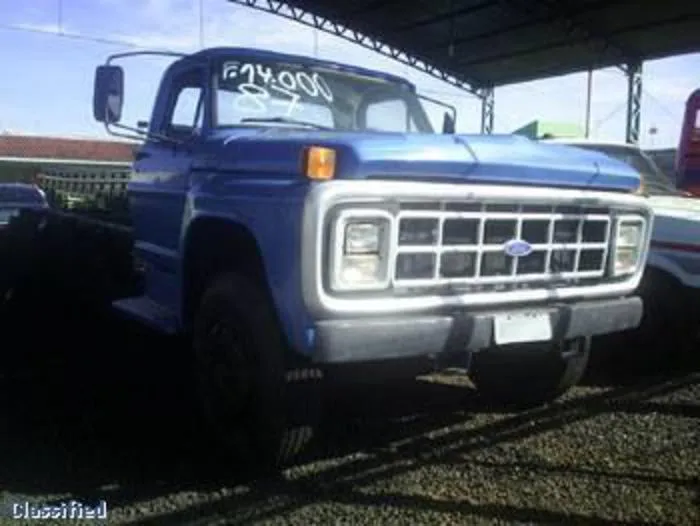 Ford f-14000 photo - 9