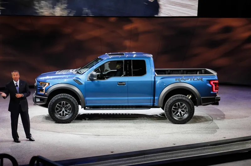 Ford f-150 photo - 10