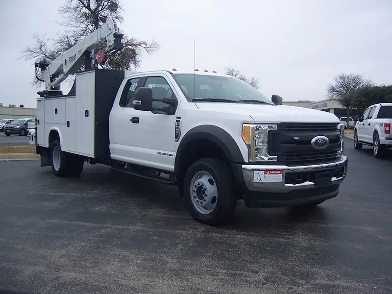 Ford f-550 photo - 8