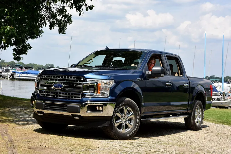 Ford f150 photo - 2
