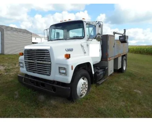 Ford l7000 photo - 2