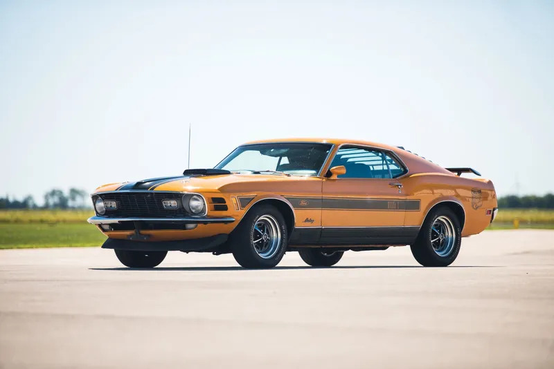 Ford mustang photo - 10