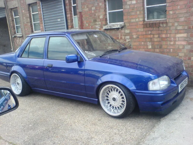 Ford orion photo - 2