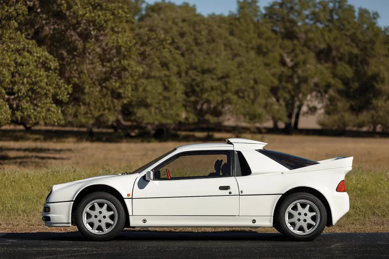 Ford rs200 photo - 8