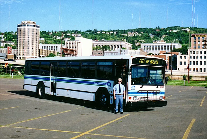 Gillig bus photo - 5