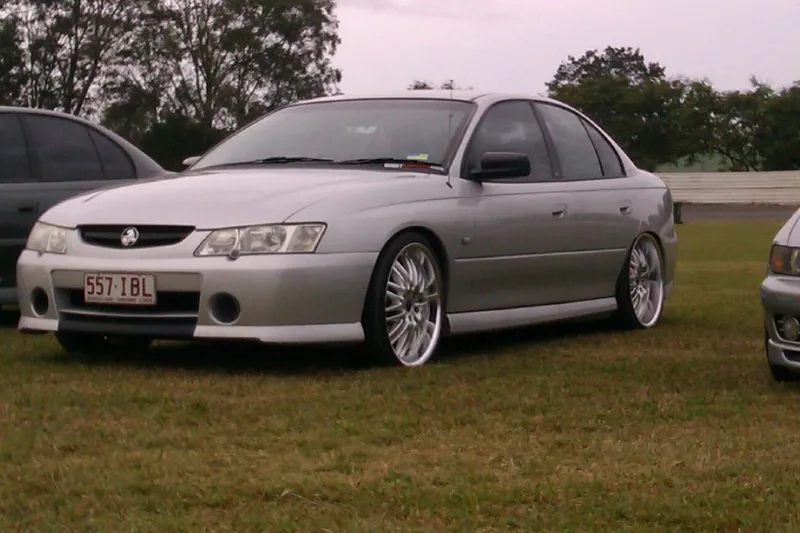 Holden vy photo - 4