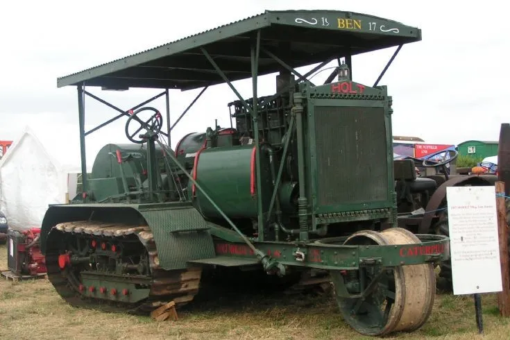 Holt tractor photo - 8
