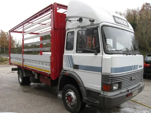 Iveco 115 photo - 3