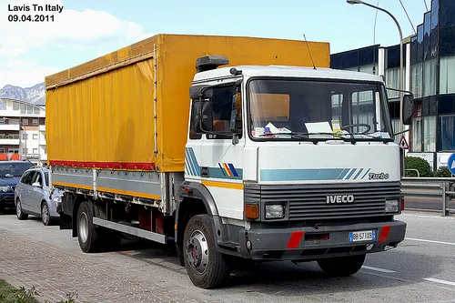 Iveco 115 photo - 9