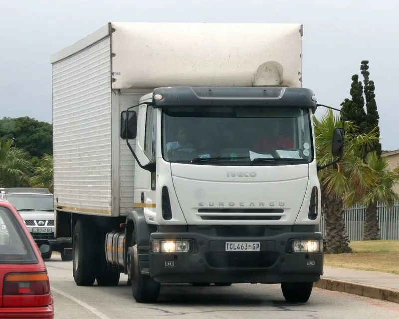 Iveco truck photo - 1